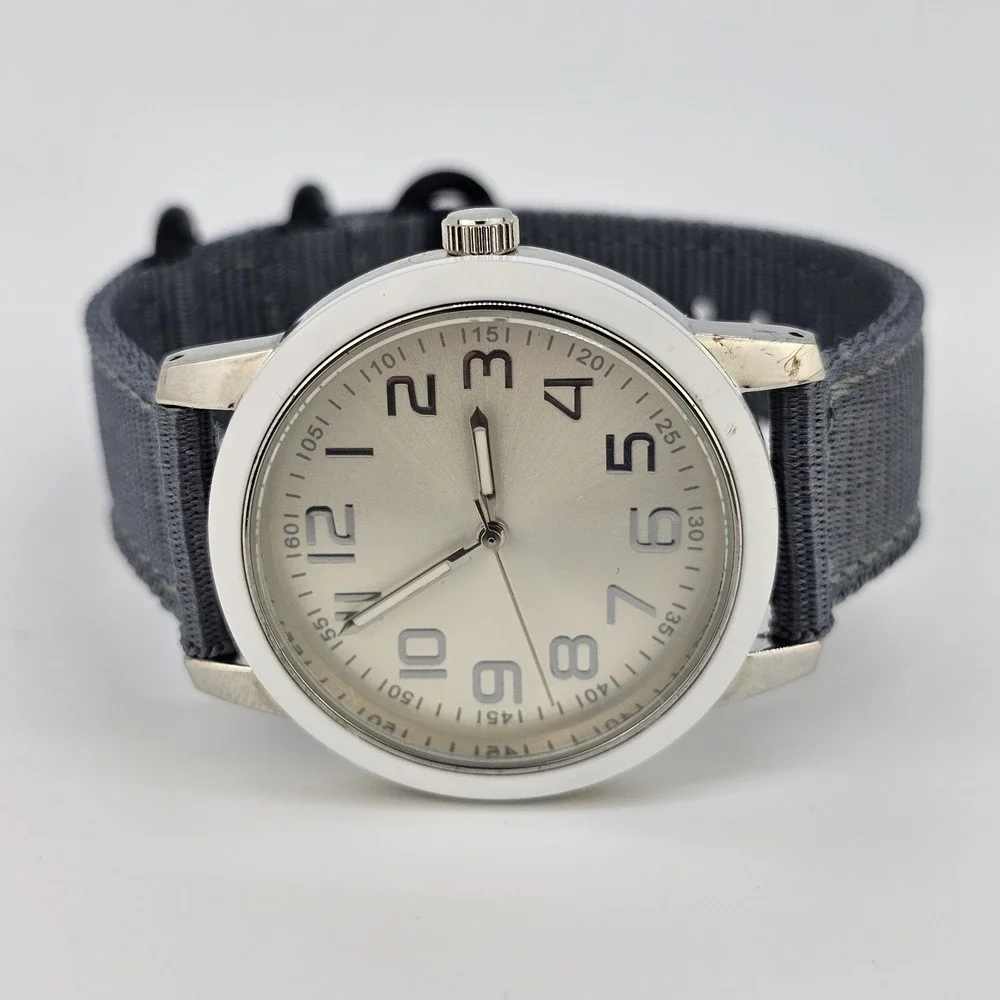 38MM Men's Watch Cream‎ Dial New Gray Nylon Bands New Battery